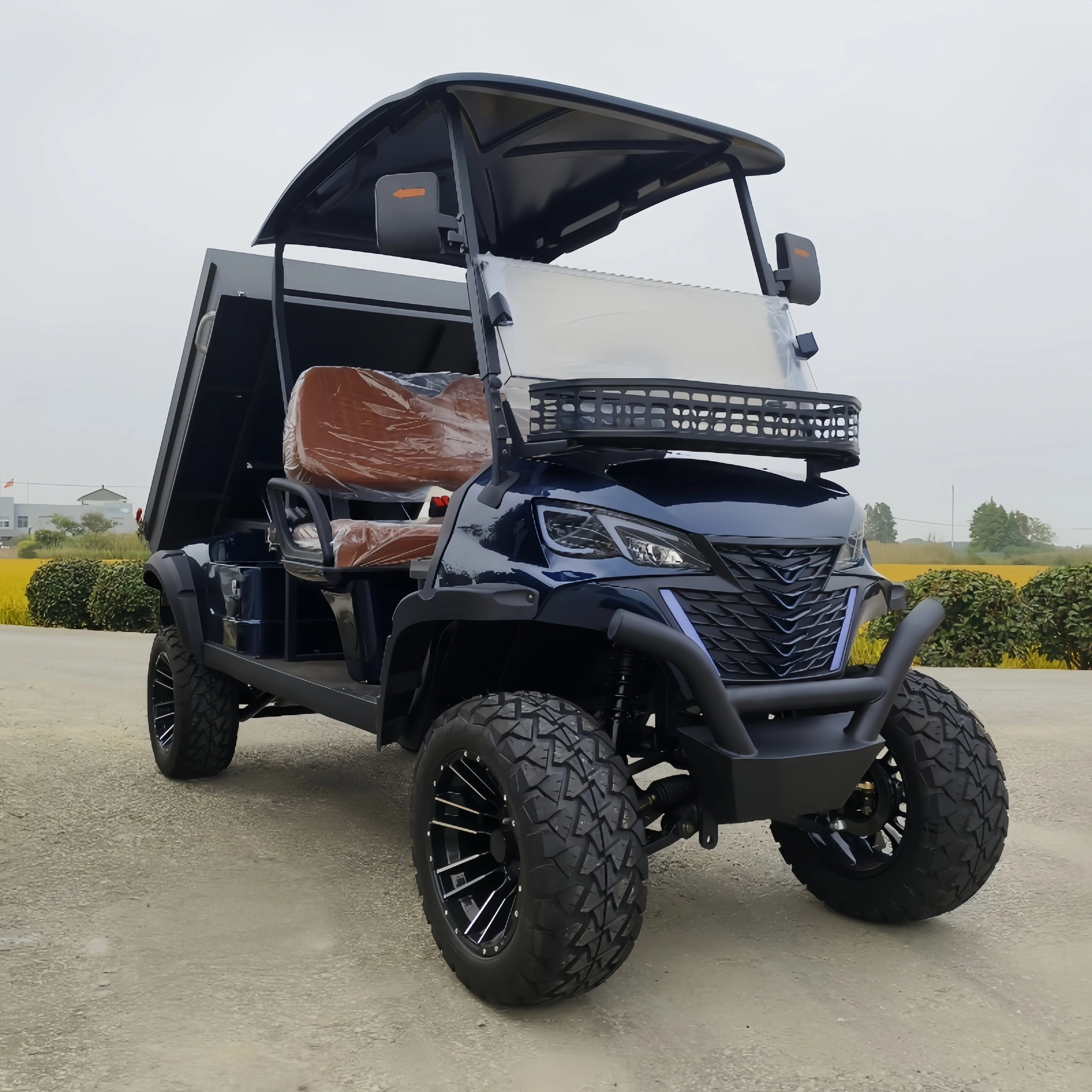 Energy Saving Effect of Manufacturer's 4+2 Seat Electric off-Road Vehicle, Four-Wheel Golf Cart    Truck with a trailer attached